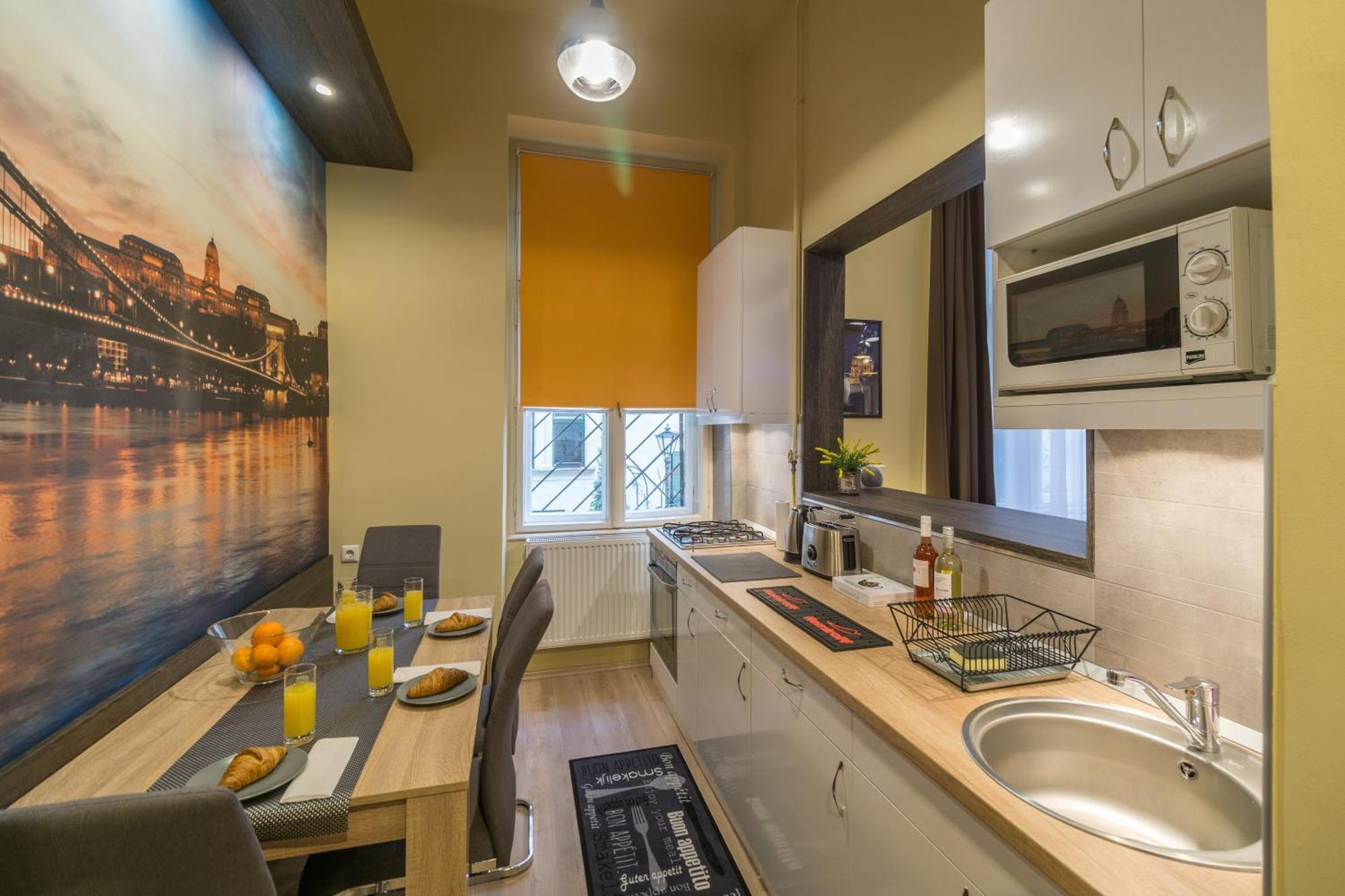 Exlcusive & City Central Located Suite By Prestige Homes Βουδαπέστη Εξωτερικό φωτογραφία
