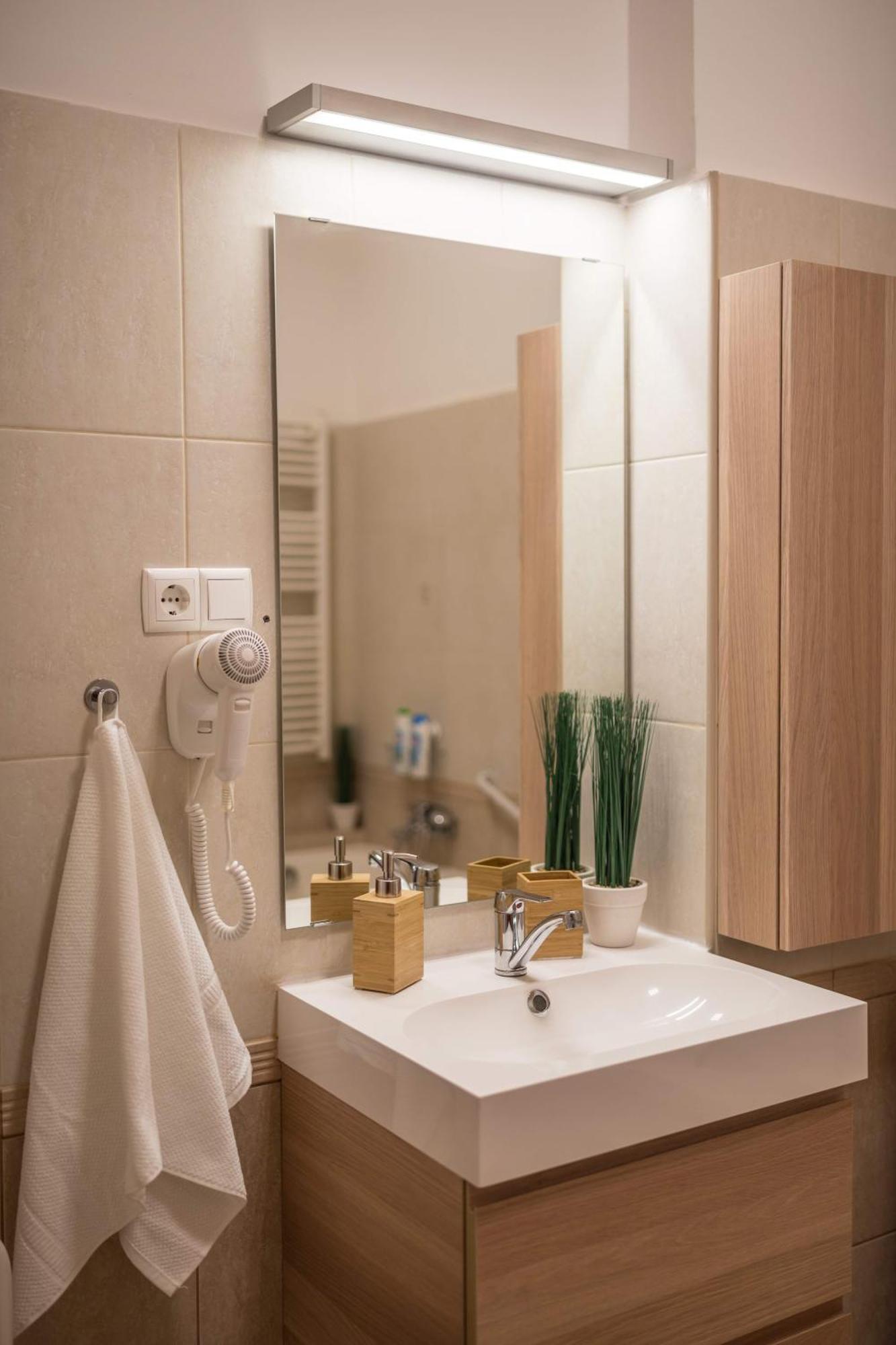 Exlcusive & City Central Located Suite By Prestige Homes Βουδαπέστη Εξωτερικό φωτογραφία